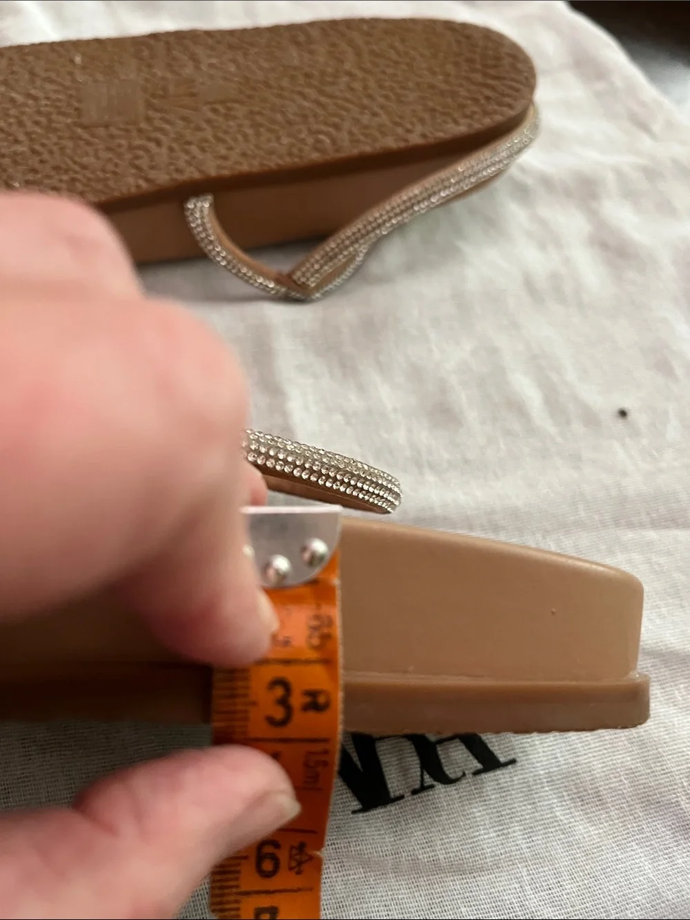 ZARA Tan Flat Sandals with Sparkling Straps size 8 but run 7.5 , brand new Spain - Picture 8 of 9